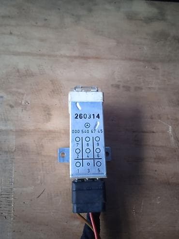 Автозапчасти: Mercedes-Benz Б/у, Оригинал, Германия — 2