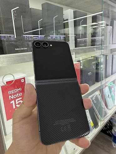 Samsung Galaxy Z Flip 6, Б/у, 256 ГБ, цвет - Черный, В рассрочку, 2 SIM