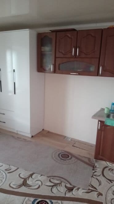 продаю дом бишкек чон арык: Дом, 80 м², 3 комнаты, Собственник — 6