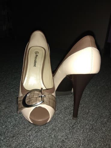 туфли беж цвет: Продаю туфли новые 37-38 размер кожа. Туфли красивые, фото не передаёт — 2