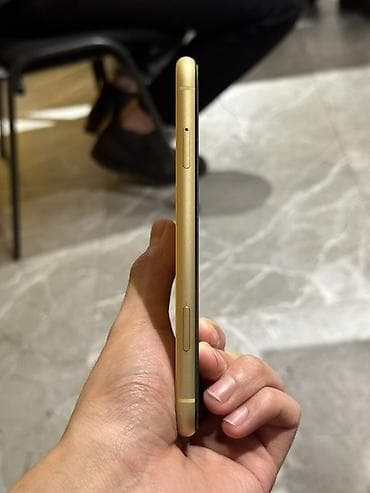 13 peo max: IPhone Xr, Желтый — 5