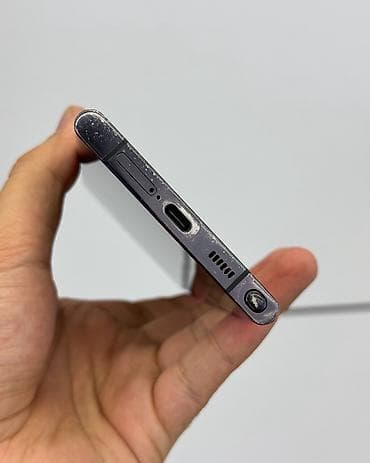 galaxy a32: Samsung Galaxy S22 Ultra, Б/у, 256 ГБ, цвет - Черный, В рассрочку, 1 SIM — 5