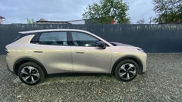 changan cs75: Lixiang : 2026 г., Автомат, Электромобиль, Кроссовер — 3