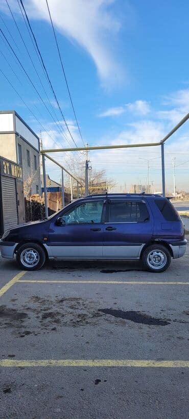 таота камири: Toyota Raum: 1998 г., 1.5 л, Автомат, Бензин, Хэтчбэк — 3