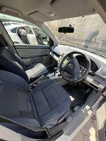 Mazda Demio: 2004 г., 1.3 л, Автомат, Бензин, Хэтчбэк — 7