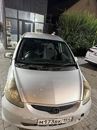 Продажа авто: Honda Fit: 2002 г., Хэтчбэк — 2