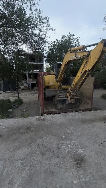 экскаваторы: Экскаватор, Komatsu, Гусеничный — 4