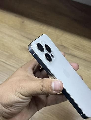 Техника жана электроника: Apple iPhone 15 Pro 256GB Батарея : 86%🔋(родная) Корея 🇰🇷 Цвет  — 4