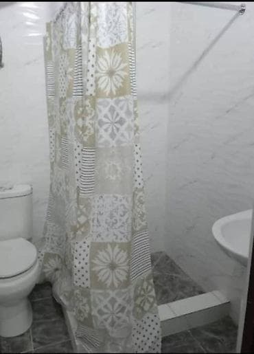 Комнаты: Сдаю в аренду 1 комнатную студию в ЖМ Кырман для молодой семьи без — 2