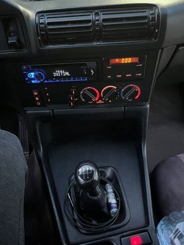 BMW 520: 1995 г., 2 л, Механика, Бензин, Универсал