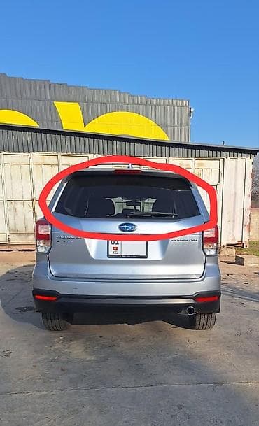 forester sf: Стекло Багажника Subaru, 2017 г., Б/у, Оригинал — 1
