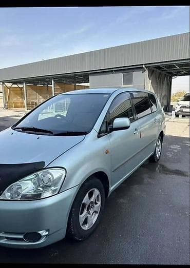 transporter multivan: Toyota Ipsum: 2002 г., 2 л, Автомат, Бензин, Минивэн — 7