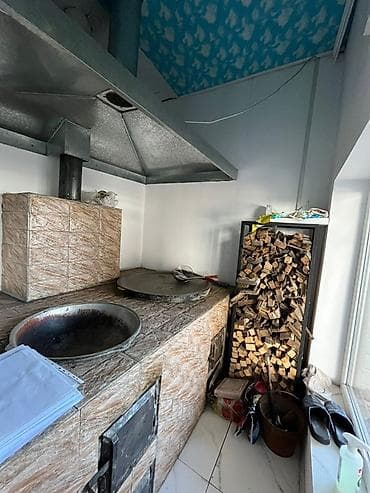 Недвижимость: 200 м², 6 комнат, Арча-Бешик ж/м — 4