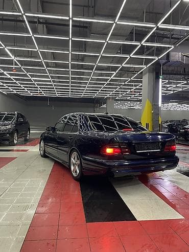 peugeot partner: Mercedes-Benz E-Class: 2002 г., Седан — 5