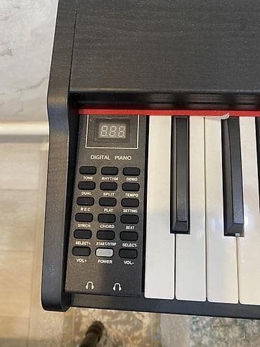 Комузы: Цифровое пианино 88 клавиш с молоточковой механикой - Полноразмерная — 5