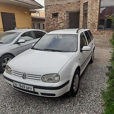 универса: Volkswagen Golf: 2003 г., Универсал — 2