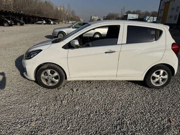 обмен на частный дом: Chevrolet Spark: 2019 г., 1 л, Автомат, Бензиновая, Хэтчбэк — 8