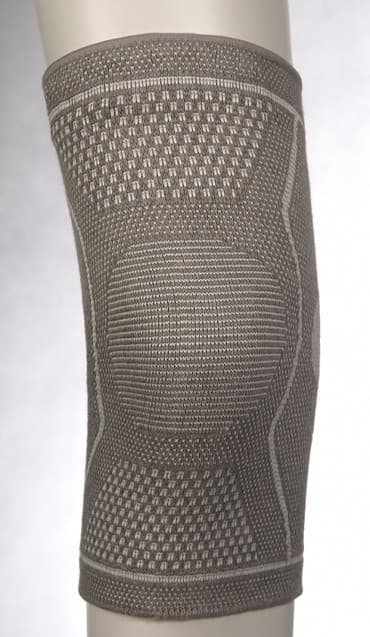 купить ортопедический наколенник: Бандаж для коленного сустава Комф-Орт К-901 Особенности изделия — 1