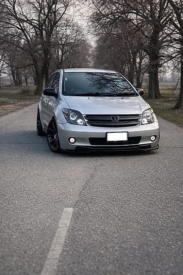 авто для детей: Toyota Ist: 2003 г., 1.5 л, Автомат, Бензин, Хэтчбэк — 1