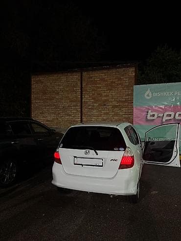 туманник универсальный: Honda Fit: 2002 г., 1.3 л, Автомат, Бензин, Хэтчбэк — 2