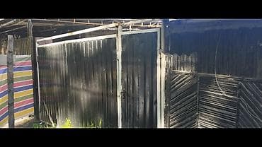 Распашные ворота: Срочно продаю металлические ворота с калиткой из толстых советских — 1