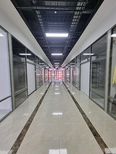 калыс ордо 1: Дүкөн, Соода борборунда, 28 м² Иштеп жаткан, Жабдууларсыз, Ремонту менен, Электр жарыгы, Кондиционер — 1