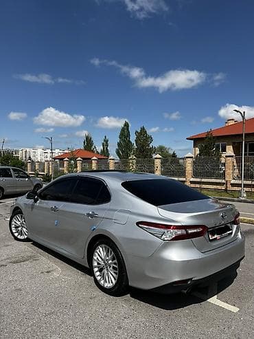 w211 e500: Toyota Camry: 2018 г., 2.5 л, Вариатор, Гибрид, Седан — 4