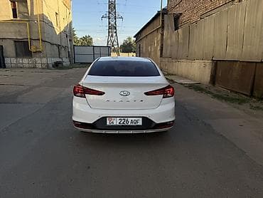 сделаю: Hyundai Elantra: 2019 г., 1.6 л, Газ, Седан — 4