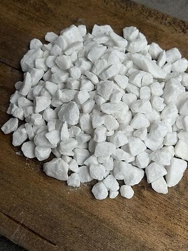 Строительные растворы и добавки: Мраморный щебень, Оптом, В розницу, В мешках, Самовывоз, Платная доставка — 5