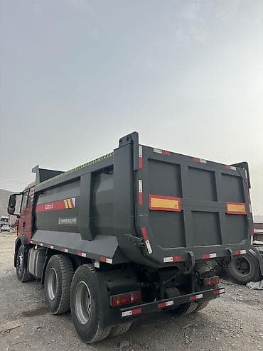 full construction: Грузовик, Howo — 6