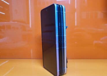 телефоы: Дисплей↙️ samsung galaxy z flip 3 f711 снятый, оригинал свет:⚪️⚫️🟣🟢 — 6
