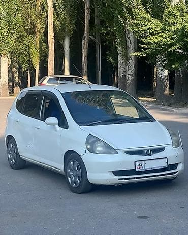 Продажа авто: Honda Fit: 2003 г., 1.3 л, Вариатор, Бензин, Хэтчбэк — 2