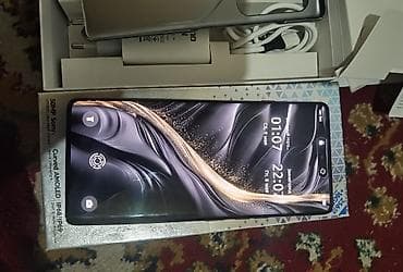 realme pro: Tecno Camon 30 Pro 5G, Б/у, 256 ГБ, цвет - Черный, 2 SIM — 8