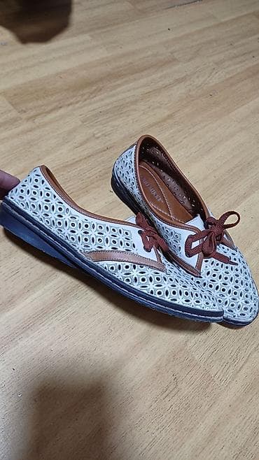 Угги: Лоферы, 37, Б/у, цвет - Белый — 3