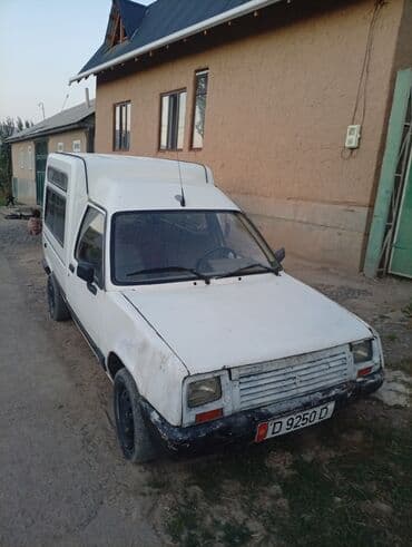 Renault 5: 1988 г., 0.8 л, Механика, Бензин, Пикап