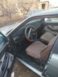 афто разбор: Audi 100: 1987 г., Механика, Седан — 4