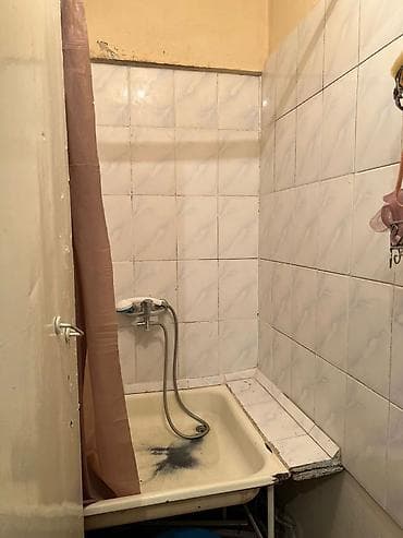 сдаю комнату гостиничного типа район бгу: 20 м², С мебелью — 3