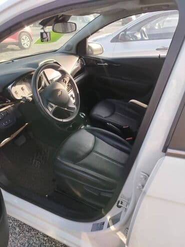 купить шины в бишкеке бу: Chevrolet Spark: 2016 г., 1 л, Автомат, Бензиновая, Хэтчбэк — 5