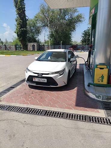 Toyota Levin: 2021 г., 1.5 л, Автомат, Бензин, Седан