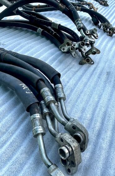 блок предохранителей: Шланг высокого давления, шланг на гидравлический насос. В ОРИГИНАЛЕ! — 5