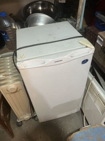 муздаткыч мини: Холодильник Samsung, Б/у, Минихолодильник, De frost (капельный), 45 * 80 * 45 — 1