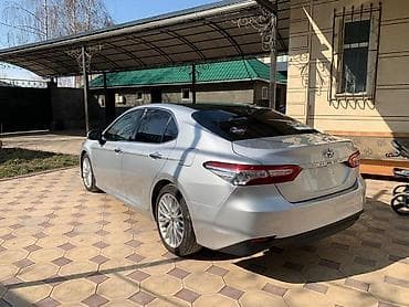 lada 2113: Toyota Camry: 2018 г., 2.5 л, Автомат, Бензин, Седан — 6