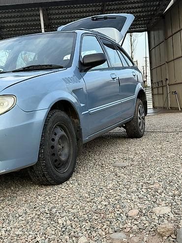 Мазда Фамилия 323, год 2001 об 1,5 автомат коробка мотор коробкасы