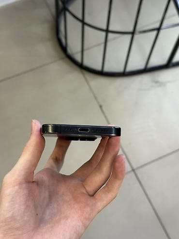 iphone qq: IPhone 15 Pro, Б/у, 256 ГБ, Black Titanium, Защитное стекло, Чехол, В рассрочку, 87 % — 6