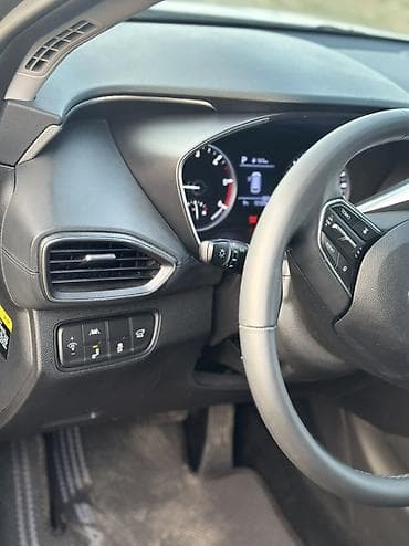 задний бампер авенсис: Hyundai Santa Fe: 2019 г., 2 л, Автомат, Дизель, Кроссовер — 9