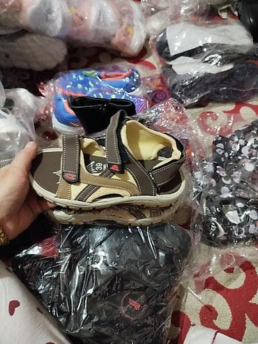 36 обувь: Обувь сатылат жаны размерлери бар 120 шт. цена 180 сом — 7