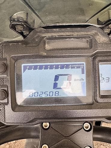 скутер 30000: Тип скутера Tank, 150 куб. см, Бензин, Б/у — 9