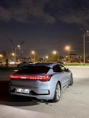 e 30 bmw: Zeekr 001: | 2022 г. Фастбек — 3