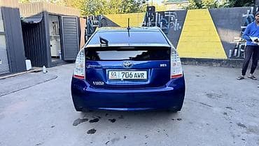 Toyota: Toyota Prius: 2011 г., 1.8 л, Робот, Гибрид, Хэтчбэк — 5