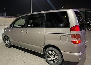 lexus is 200: Toyota Noah: 2003 г., 2 л, Автомат, Бензин, Минивэн — 6